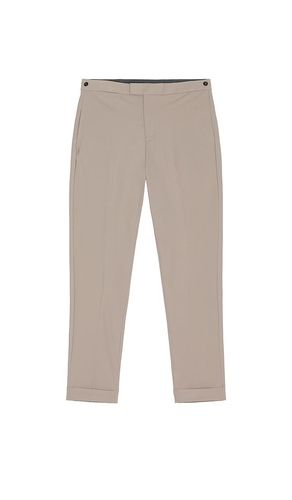 Commuter Pro Trouser in Taupe. - size 30 (also in 32, 33, 34, 36) - Rhone - Modalova