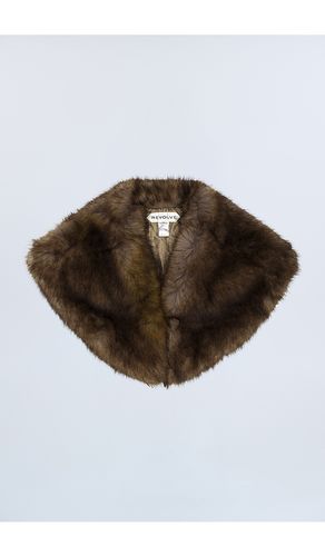 Elyonne Faux Fur Shawl in - REVOLVE LOS ANGELES - Modalova
