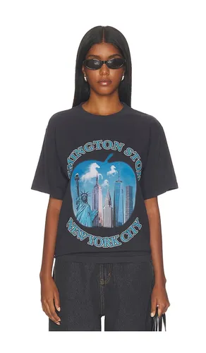 Bad Apple Tee in . Taglia S. Also in M, L, XL/1X - Remington Stone - Modalova