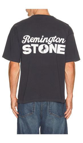 Stack Tee in . Size L. Also in M, S, XL/1X - Remington Stone - Modalova