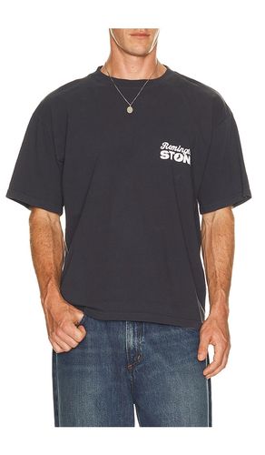 Stack Tee in . Size L. Also in M, S, XL/1X - Remington Stone - Modalova