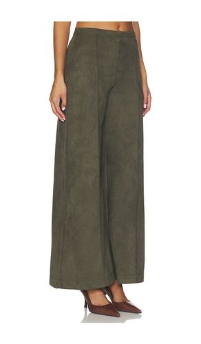 Suede Standard Wide Leg Pant in . Taglia S. Also in XS, M - Ripley Rader - Modalova