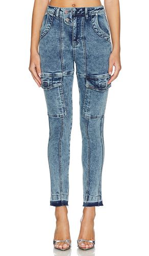 Eva Slim Cargo in Denim-Light. - size 23 (also in 24, 25, 26, 27, 28) - RTA - Modalova