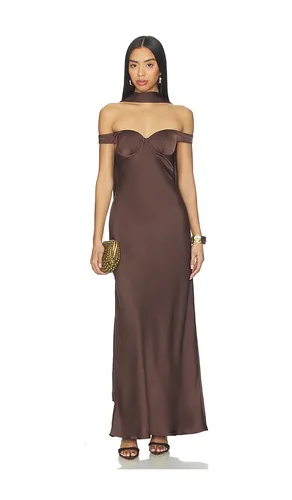 Raphaella Off Shoulder Maxi Dress in Chocolate. - size M (also in S, XS) - Runaway The Label - Modalova