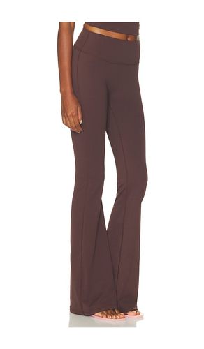Kiara High Rise Flared Leggings in . Size L. Also in M, S, XS - Runaway The Label - Modalova