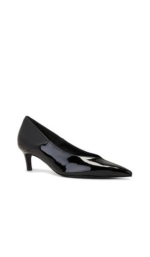 Gemma Pump in . Size 6. Also in 9.5 - Schutz - Modalova