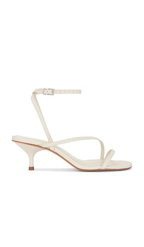 Helene Sandal in Ivory. - size 7.5 (also in 8, 8.5) - Schutz - Modalova