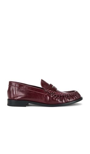Tyche Loafer in Burgundy. - size 10 (also in 6, 6.5, 7, 7.5, 8, 8.5, 9, 9.5) - Schutz - Modalova