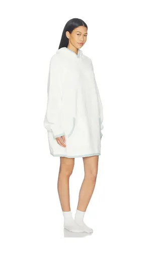 Snug Blanket Hoodie With Piping in White - Sunday Citizen - Modalova