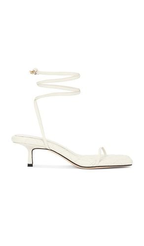 Bandit 50 Heel in White. - size 36 (also in 37, 38, 39, 40) - Studio Amelia - Modalova