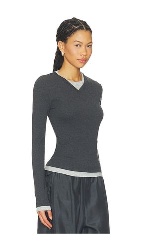 Organic Cotton V Neck Long Sleeve Top in Charcoal. - size L (also in XXS) - St. Agni - Modalova