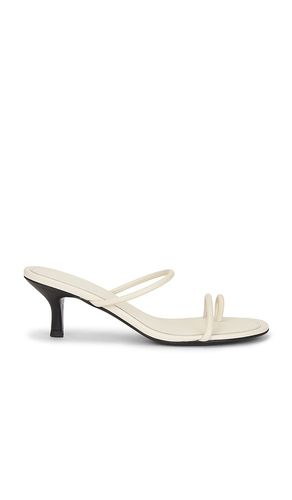 Minimal Strap Heel in . Taglia 36. Also in 37, 38, 40 - St. Agni - Modalova