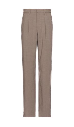 George Wool Gabardine Trouser in Brown. - size 32 (also in 36) - SATURDAYS NYC - Modalova