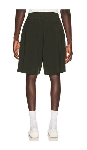 Calculus Baggy Pleated Shorts in . Size L. Also in M, S, XL/1X - Students Golf - Modalova