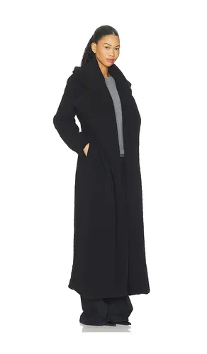 X REVOLVE Teddy Coat in . Size L. Also in M, S, XS, XXL, XXS - SNDYS - Modalova
