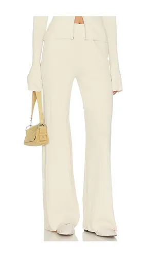 Lumi Knit Pants in Neutral. - size L (also in M, S) - SNDYS - Modalova