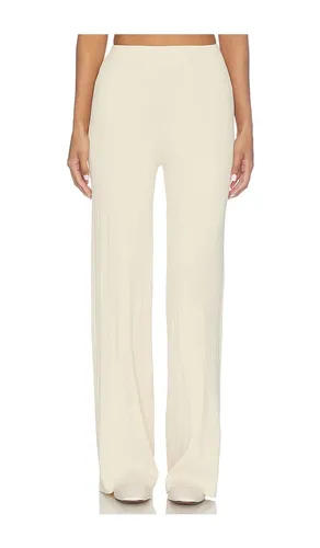 Lumi Knit Pants in Neutral. - size L (also in M, S) - SNDYS - Modalova