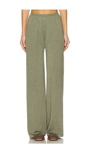 X Revolve August Pants in Olive. - size L (also in M, S, XS, XXL) - SNDYS - Modalova