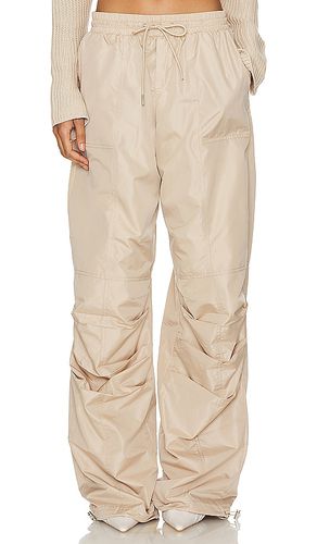 Adelia Cargo Pant in Tan. - size S (also in XS) - SER.O.YA - Modalova