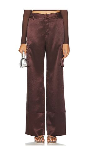 Galia Satin Cargo Pant in Brown. - size L (also in M, S, XL) - SER.O.YA - Modalova