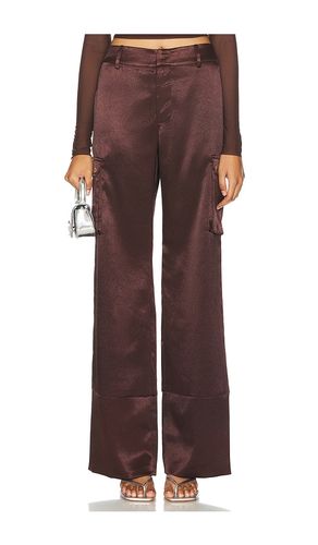 Galia Satin Cargo Pant in Brown. - size L (also in S, XL) - SER.O.YA - Modalova
