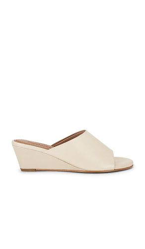 Isn't She Lovely Sandal in . Size 10. Also in 6, 6.5, 7, 7.5, 8.5, 9, 9.5 - Seychelles - Modalova