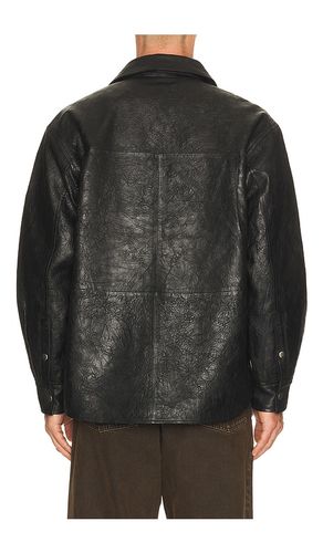 Crinkle Leather Shirt Jacket in . Taglia 46. Also in 48, 50 - Sunflower - Modalova