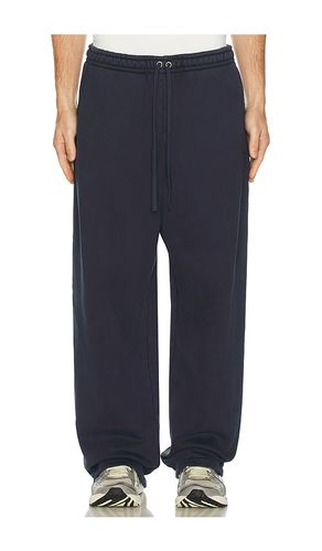 Heavy Fleece Straight Leg Pant in Blue. - size L (also in M, S) - SKIMS - Modalova
