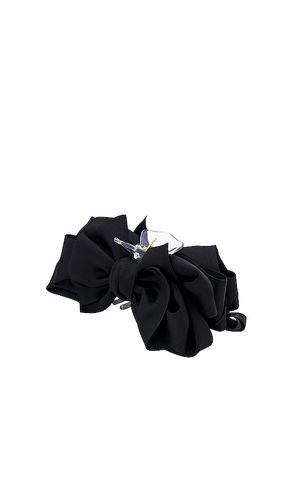 Chloe Hair Claw Clip in - SHASHI - Modalova