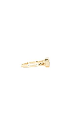 Emerald Cut Bezel Ring in Metallic . - size 7 (also in 8) - SHASHI - Modalova