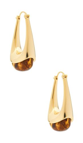 X REVOLVE Elysee Hoop in Metallic - SHASHI - Modalova