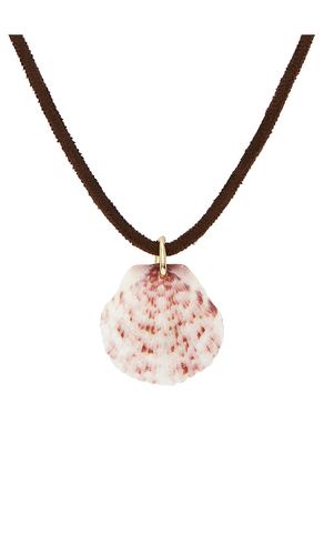 SHASHI Pendant Necklace in Neutral - SHASHI - Modalova