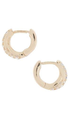 Staci Pave Huggies Earrings in Metallic - SHASHI - Modalova