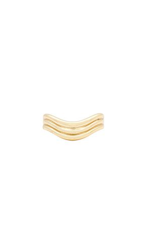 Waves Ring in Metallic . - size 6 (also in 7, 8) - SHASHI - Modalova