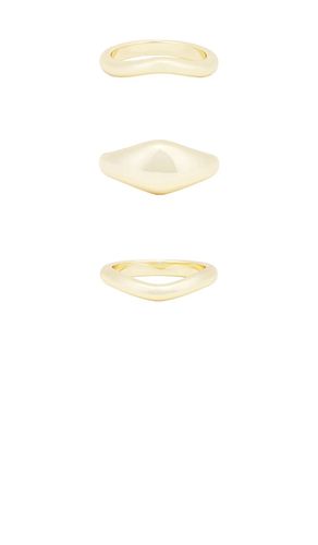 Delphine Ring in Metallic . - size 5 (also in 6, 8) - SHASHI - Modalova