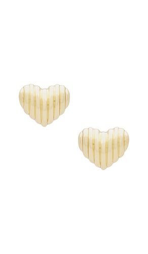 Gold Heart Drop Earring in - SHASHI - Modalova