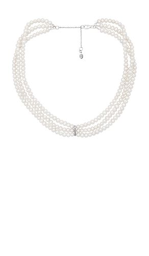 SHASHI CHOKER PEARL in Ivory - SHASHI - Modalova