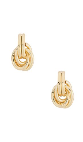 Petra Earring in Metallic - SHASHI - Modalova