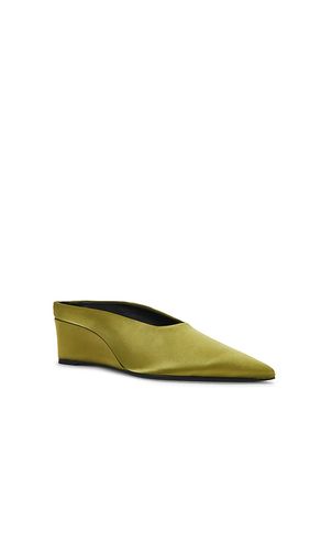 Satin Pointed Gala Wedge in . Size 36. Also in 38, 39, 40 - SIMONMILLER - Modalova