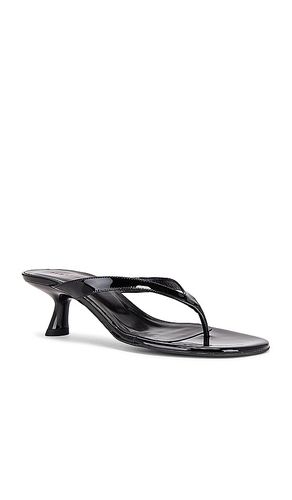 Beep Thong Sandal in . Size 35. Also in 40, 41 - SIMONMILLER - Modalova