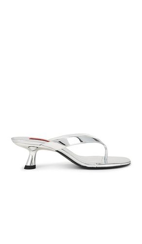 Beep Thong Sandal in Metallic , grey. - size 36 (also in 37, 38, 40) - SIMONMILLER - Modalova