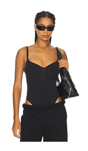 Seamless Sculpt Thong Bodysuit in Black. - size L (also in M, S, XL, XS) - SKIMS - Modalova