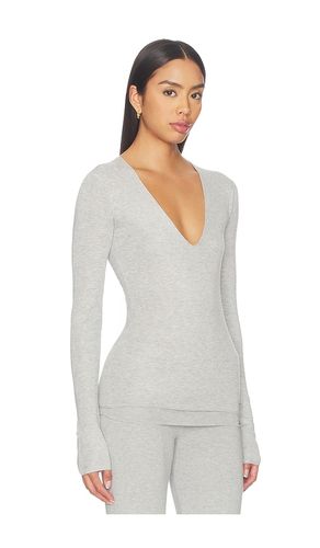 Essential Sweaters Long Sleeve V-neck in Grey. - size L (also in M, S, XL, XS, XXS) - SKIMS - Modalova