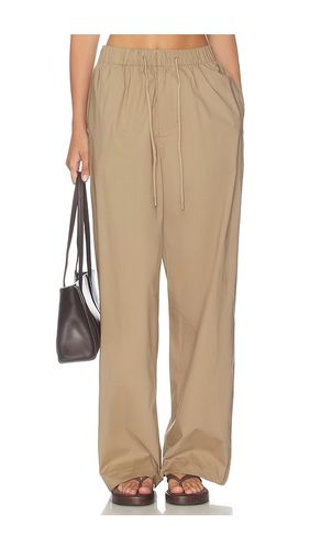 Oversized Drawstring Pant in Brown. - size L (also in M, S, XS) - SKIMS - Modalova
