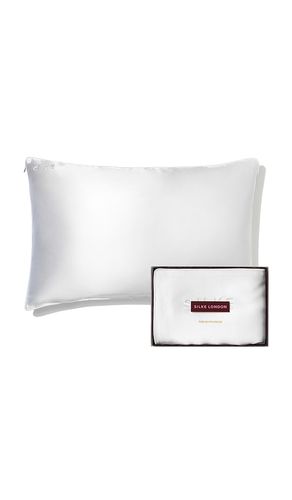 Queen Pure Silk Pillowcase in - SILKE London - Modalova