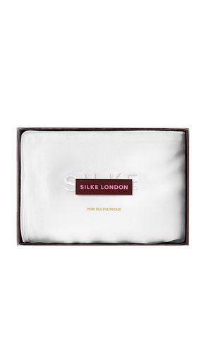 Queen Pure Silk Pillowcase in - SILKE London - Modalova