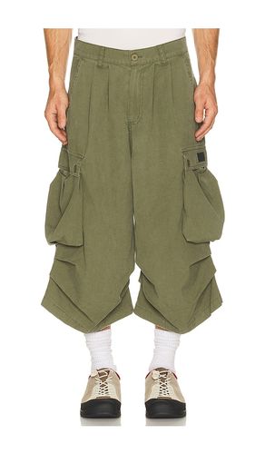 Oversized Cargo Shorts in . - size L (also in M, XL) - Strike Oil - Modalova