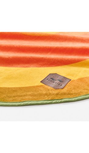 Yaya Beach Towel in - Slowtide - Modalova