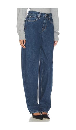 Tess Long Relaxed Curve Jeans in Blue. - size 26 (also in 28) - SLVRLAKE - Modalova