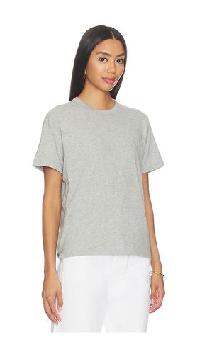 The Iconically Soft Perfect Tee in . Taglia L. Also in S, XS - Sold Out NYC - Modalova